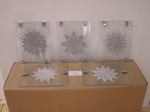 Varga Ildikó és Boda Miklósné: Ablakcsillagok