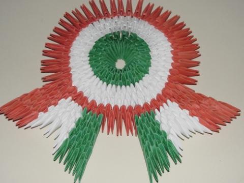 Kokárda 1000 papír technikával